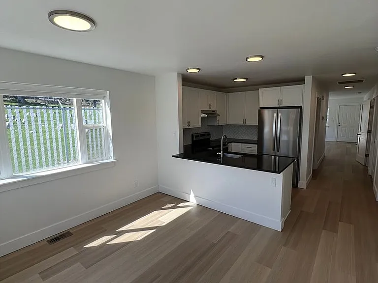 Sunray Terrace Senior Apartments — Photo 35