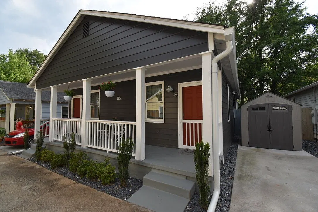 1 bed, 700 sqft, $1,850 — Photo 2