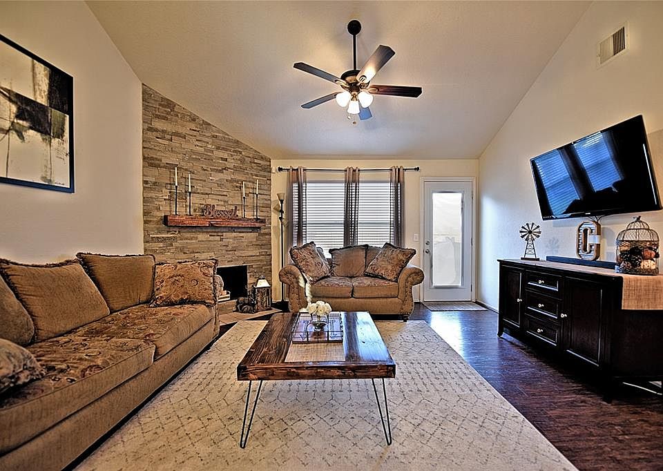 1st image of 5834 Baldwin Elm St