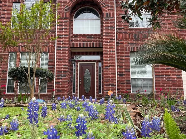 30103 S Lake Falls Ln, Spring, TX 77386