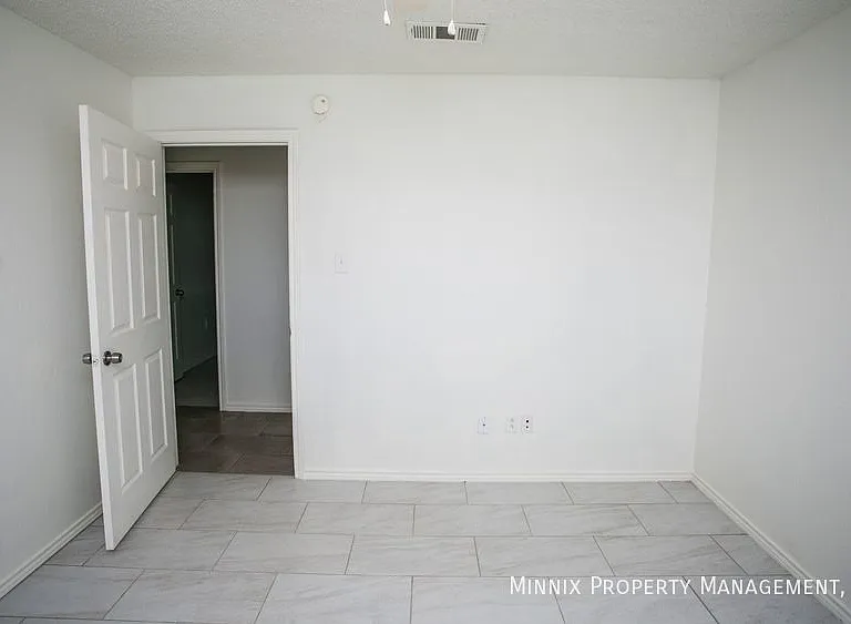 5321 121st St — Photo 25