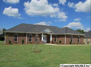 1863 Jordan Rd, Huntsville, AL 35811