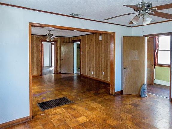 4th image of 931 Elysian Fields Ave