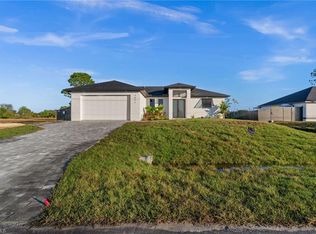 2827 NW 13th St, Cape Coral, FL 33993