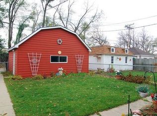 5608 N Kedvale Ave, Chicago, IL 60646