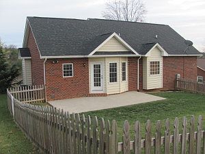 4th image of 223 Tinker Mountain Dr