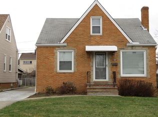 6507 Sunderland Dr, Parma, OH