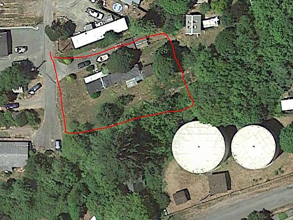 3rd image of 16339 Hadley Ln