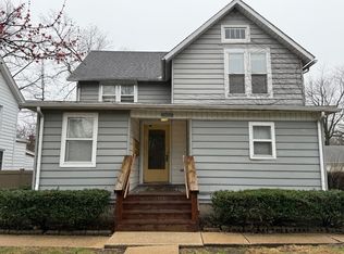1013 W Church St, Champaign, IL 61821
