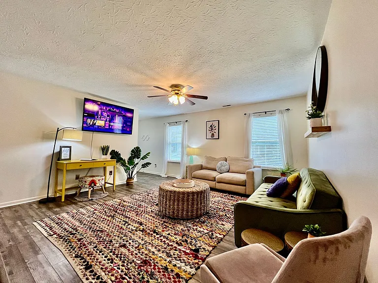 242 Overbrook Dr — Photo 24