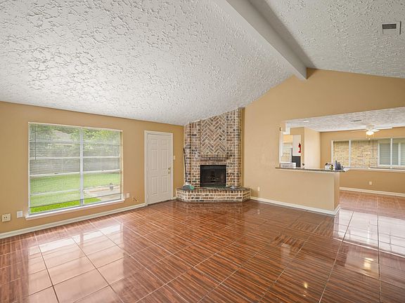 3rd image of 3714 Embarcadero Dr