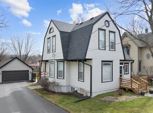 313 S 1st St, Dundee, IL 60118