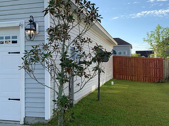4th image of 1216 Briar Rose Ln