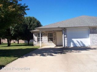 209 S Killdeer Dr, Farmington, AR 72730