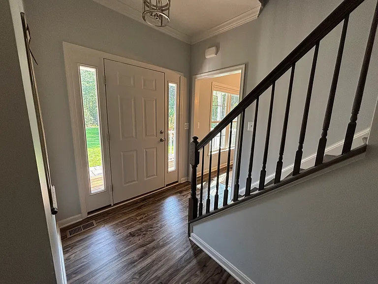 16209 Round Hill Rd — Photo 7