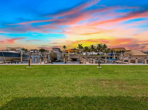 214 Waterway Ct #3-101, Marco Island, FL 34145