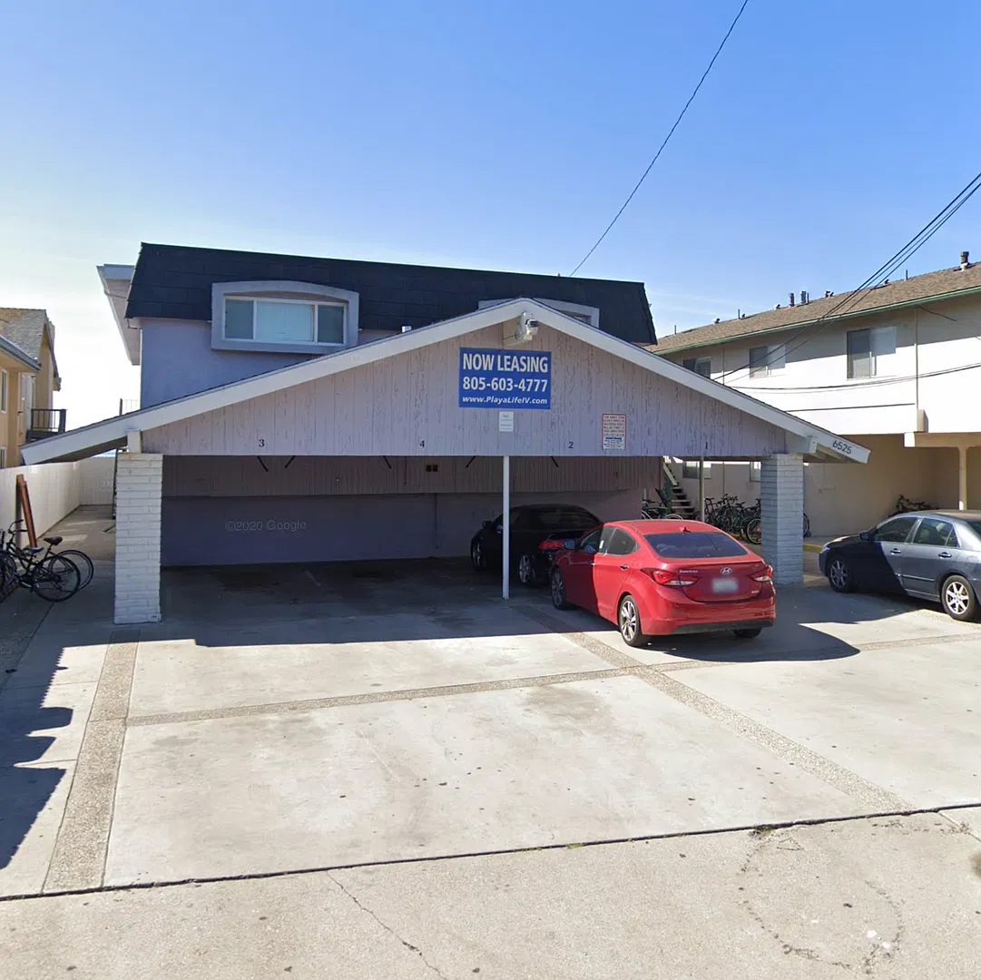 6525 Del Playa — Photo 4