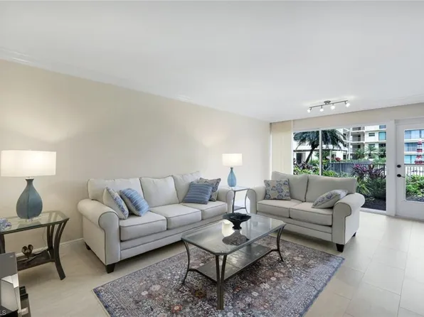 3200 Gulf Shore Blvd N 115, Naples, FL 34103