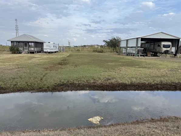 4 Sq M Oak Ave, Grand Isle, LA 70358