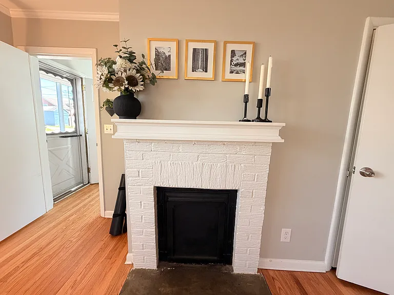 409 Dement St NE — Photo 51