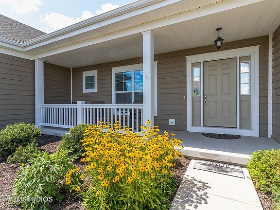4th image of 39W670 Norton Lake Dr