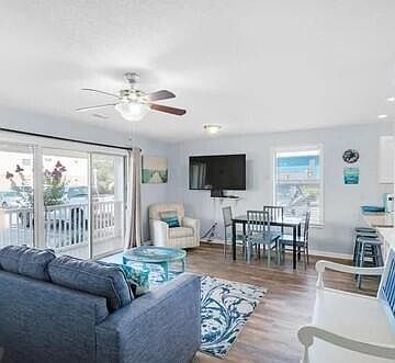 2nd image of 1006 Highway 98 E #111