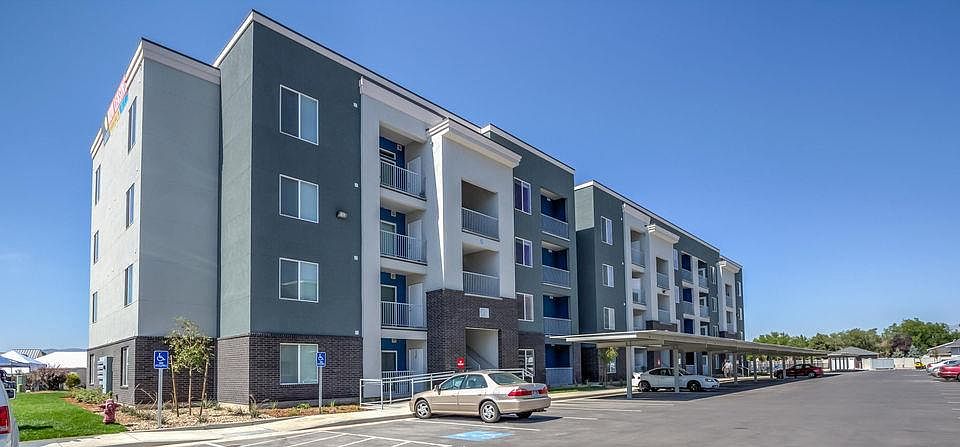 1st image of 40 N Orem Blvd #4059783