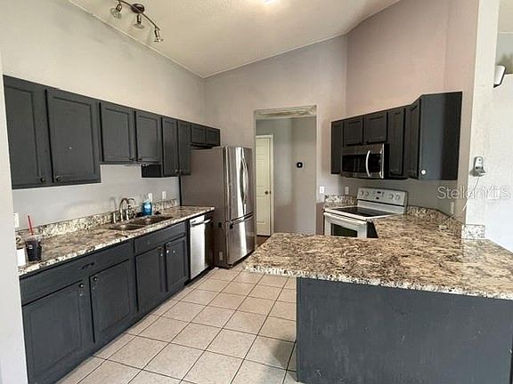 2nd image of 158 EAGLE POINT BOULEVARD