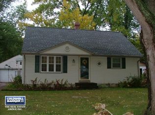 2555 Lavender Ln, Green Bay, WI 54313