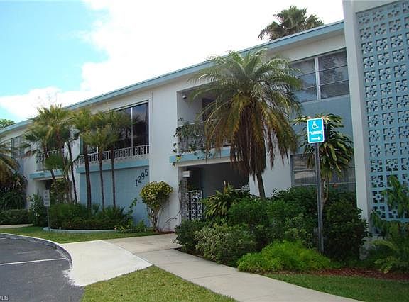3rd image of 1295 Gulf Shore Blvd S #214