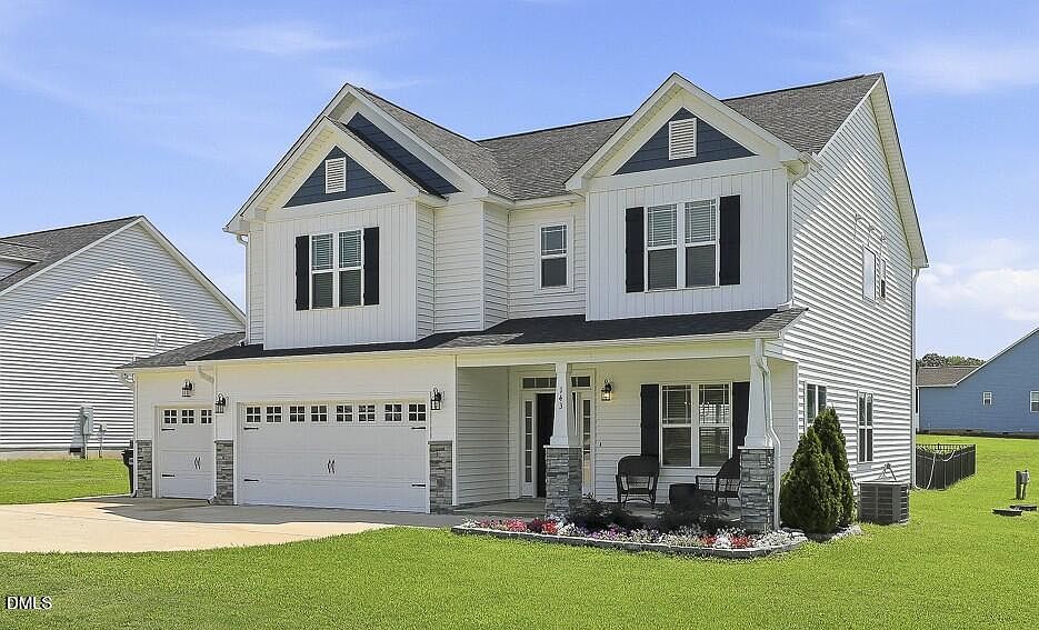 1st image of 143 Carroll Farm Way