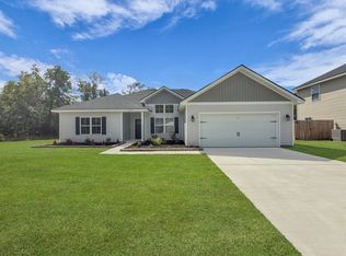 1039 Meloney Dr, Hinesville, GA 31313