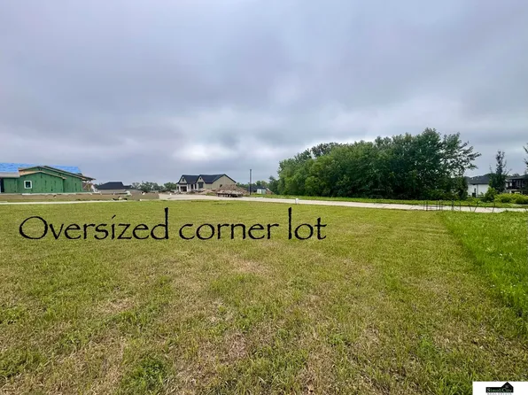 901 S 88th St, Lincoln, NE 68520