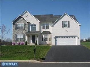 12 Wismer Rd, Schwenksville, PA 19473