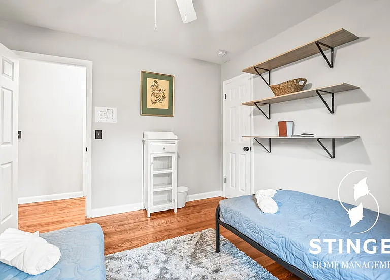 907 Belleview Cir W — Photo 19