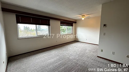 1111 SW Gaines St #7 Photo 1