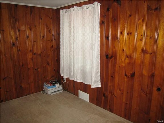 5th image of 206 Benham Ave