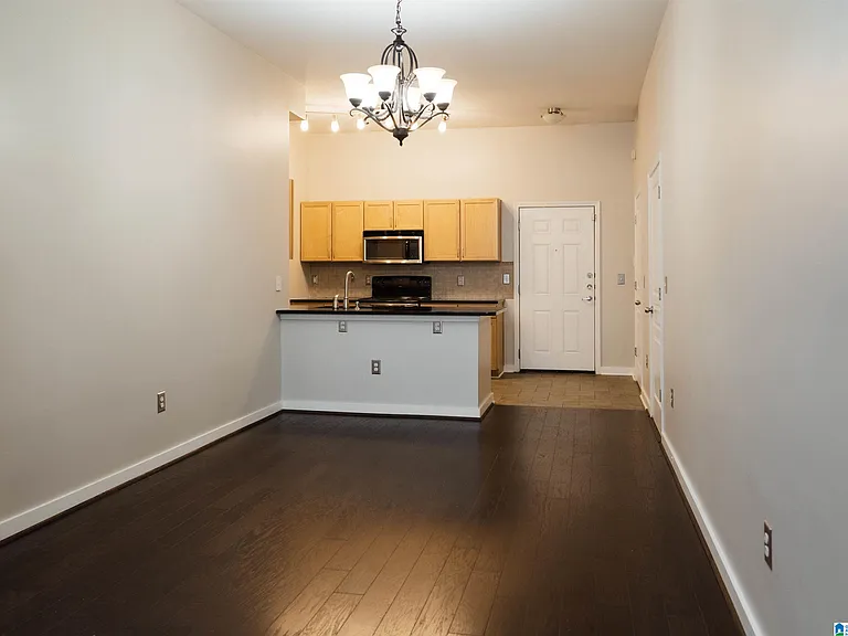 2020 5th Ave S #137 — Photo 3