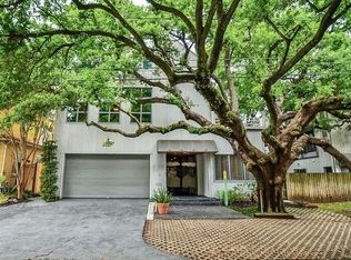 5228 Blossom St, Houston, TX 77007