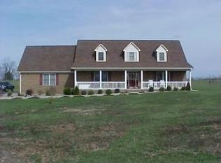 189 Secretariat Dr, Harrodsburg, KY 40330