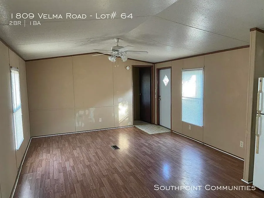2 bed, 784 sqft, $875 — Photo 2