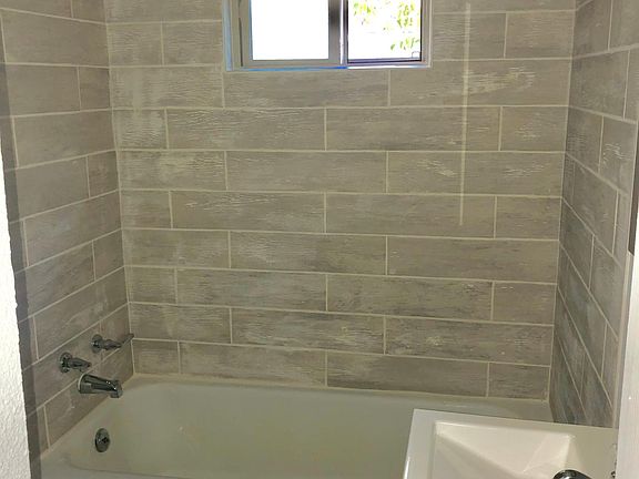3rd image of 1808 Arica Way