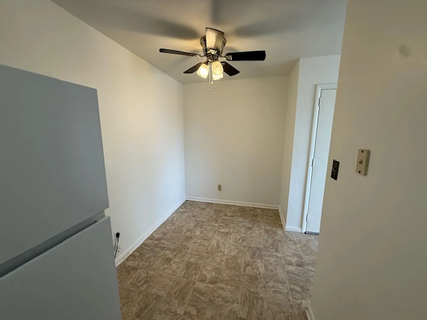 S. Amherst Apartments 1 — Photo 3