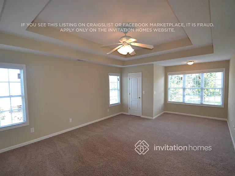 605 Morningside Dr N — Photo 2