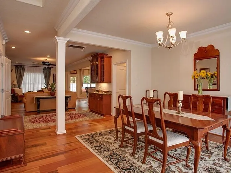 1032 Horton Pl — Photo 6