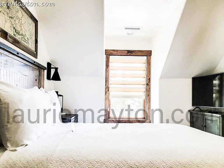 1991 S Tombaugh Way — Photo 11