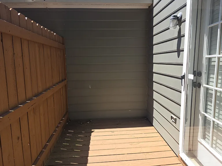 727 Shelby Dr — Photo 24