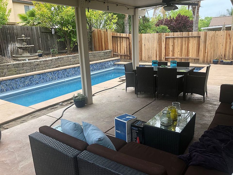 2nd image of 1745 Sevilla Dr