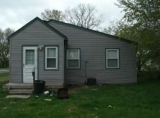 6985 Ball Rd, Romulus, MI 48174