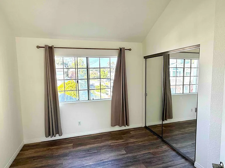 2057 Tustin Ave #A — Photo 7